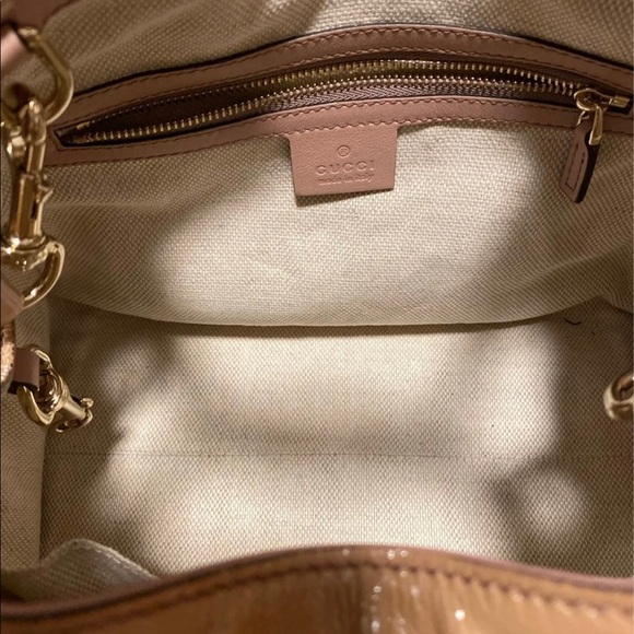 GUCCI Soho Top handle patent GG Tassel Cross Body Bag - Picture 4 of 8